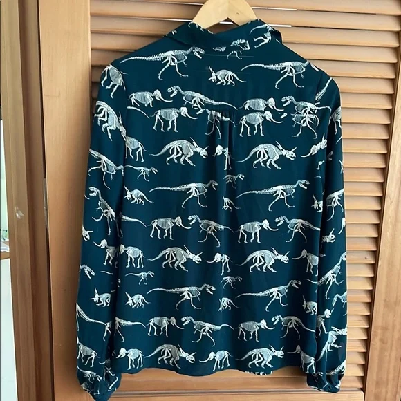 JOANIE Dinosaur Print button down US 8 - Picture 4 of 4